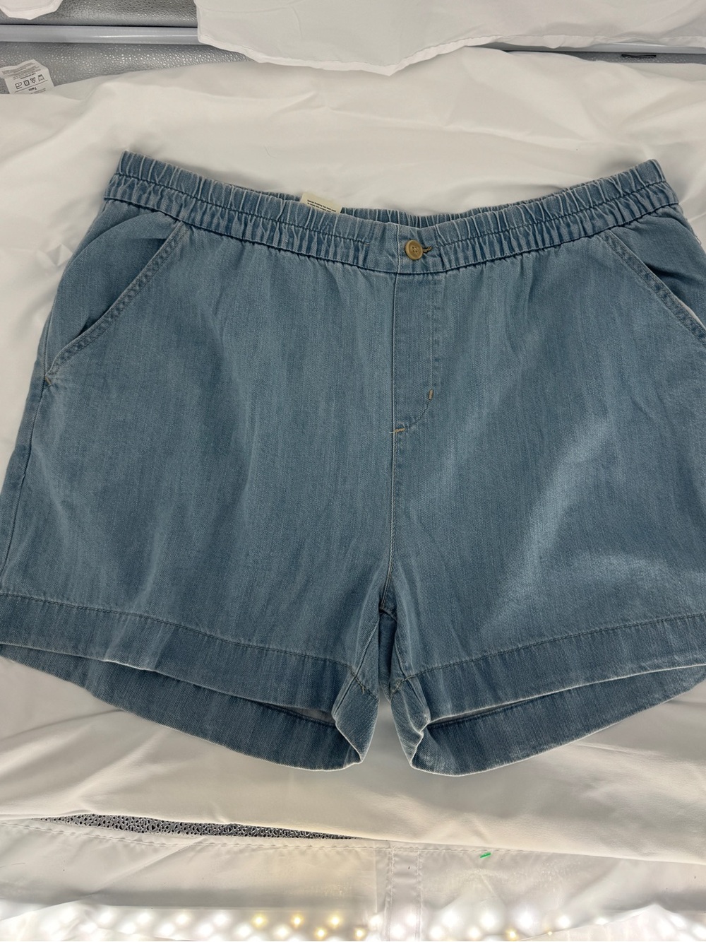 Signature by Levi Strauss Light Blue Elastic-Waist Denim Shorts 0022